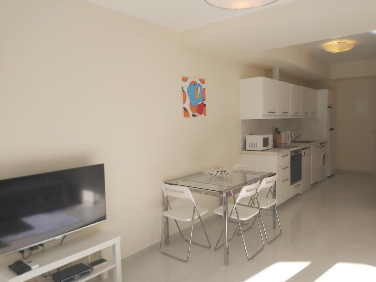 Galatex Beach Apartment Lemesós Eksteriør bilde