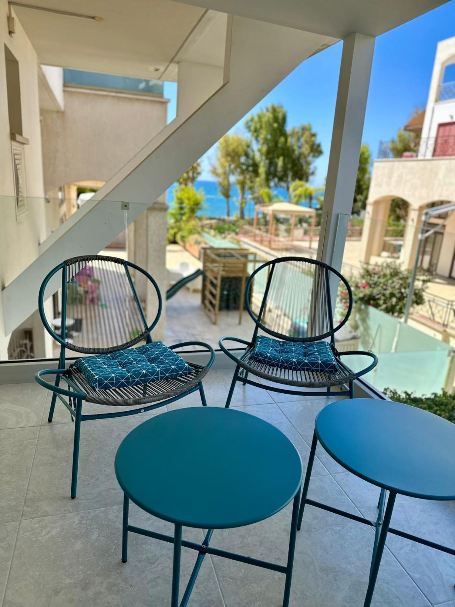 Galatex Beach Apartment Lemesós Eksteriør bilde