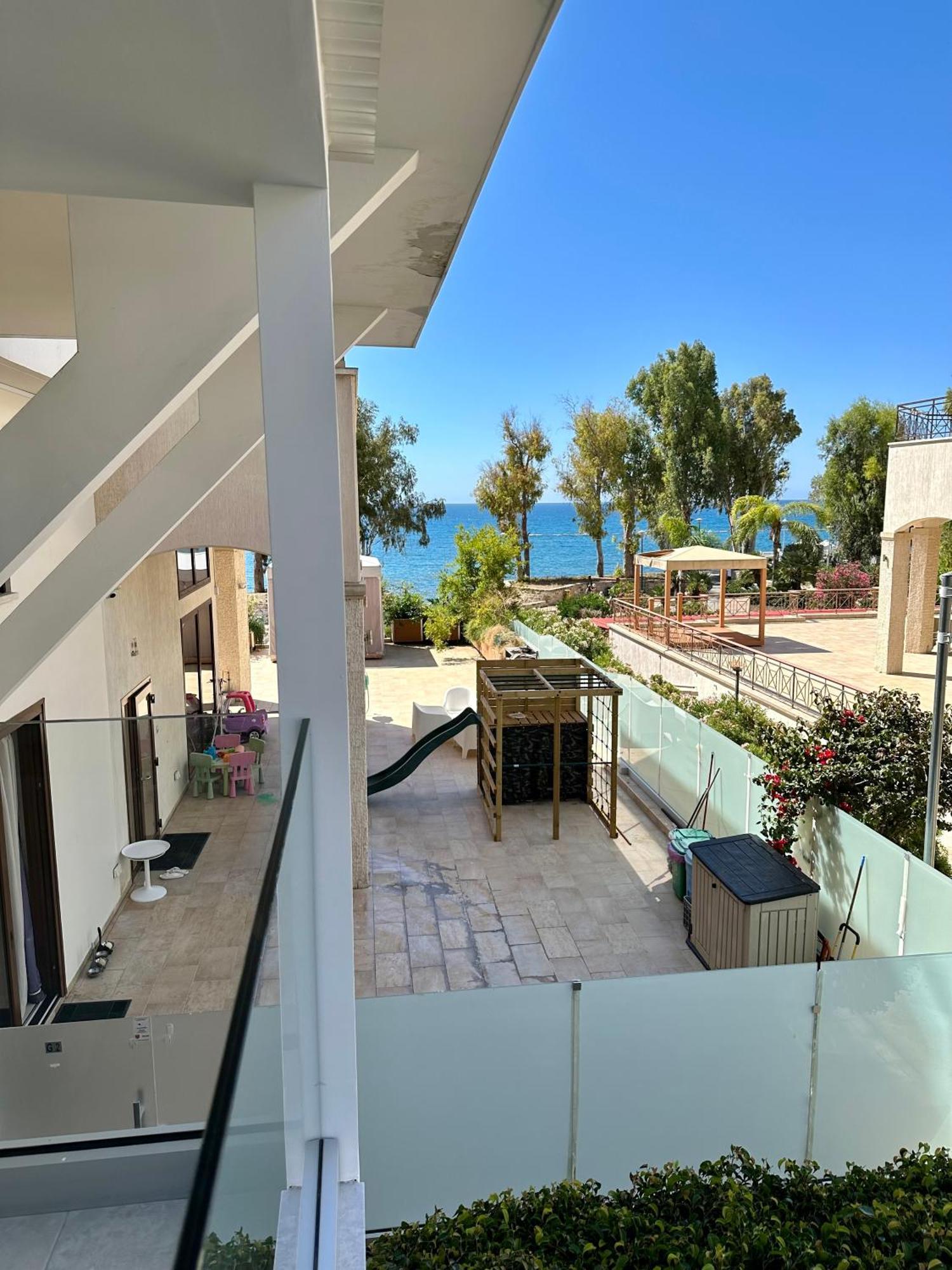 Galatex Beach Apartment Lemesós Eksteriør bilde