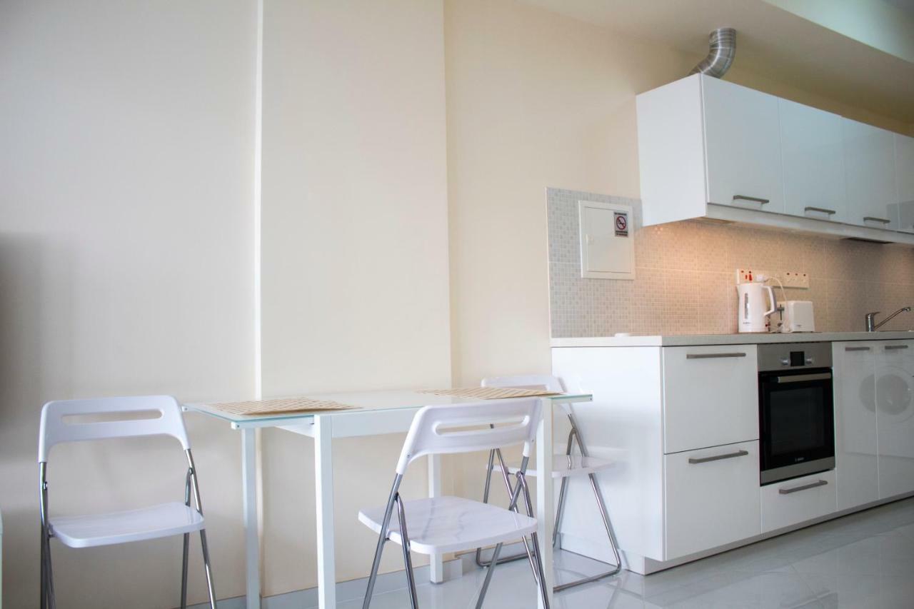 Galatex Beach Apartment Lemesós Eksteriør bilde