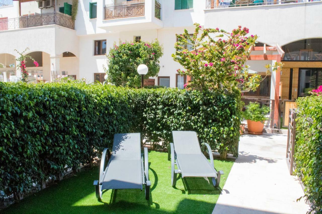 Galatex Beach Apartment Lemesós Eksteriør bilde