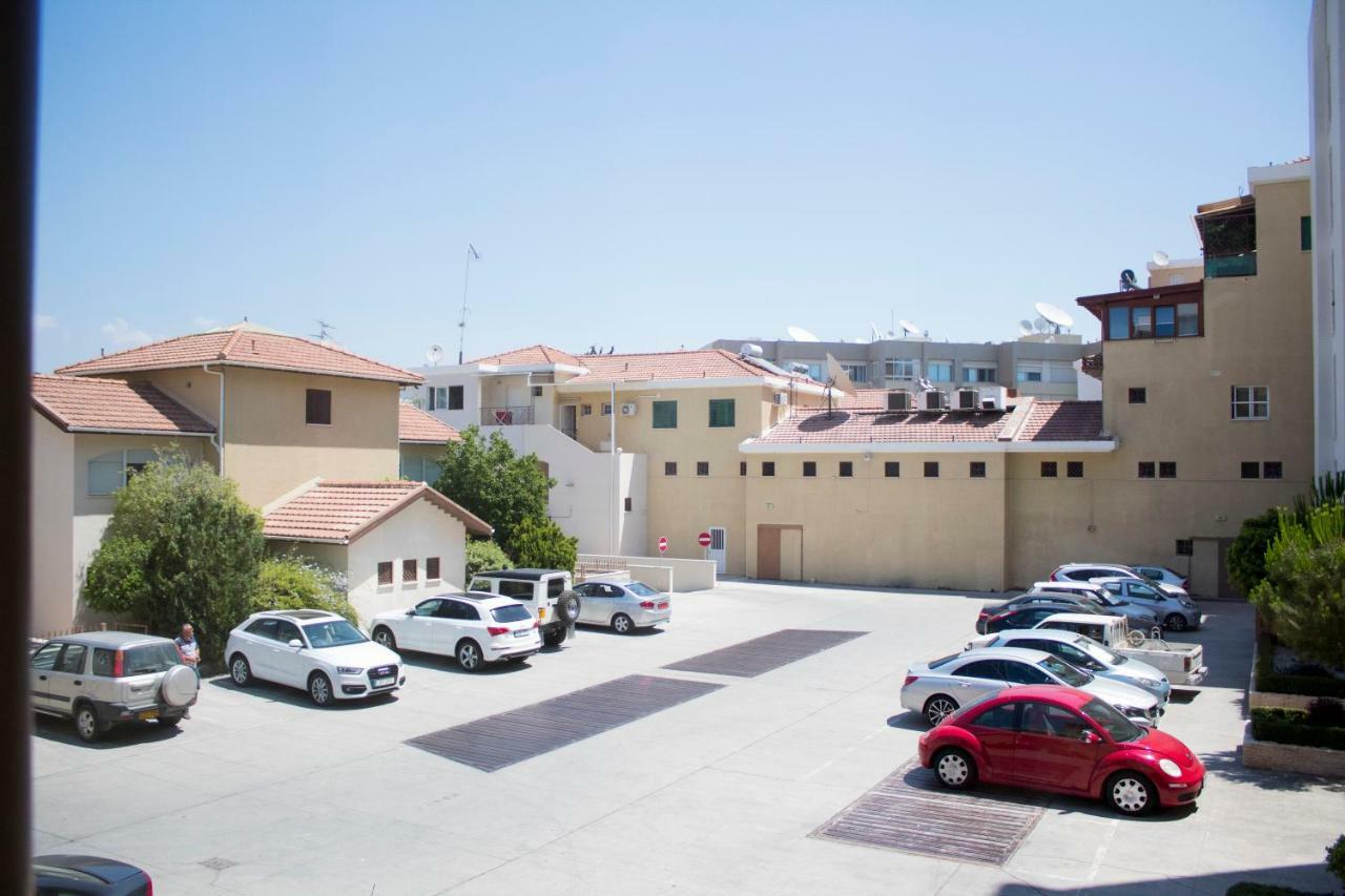 Galatex Beach Apartment Lemesós Eksteriør bilde