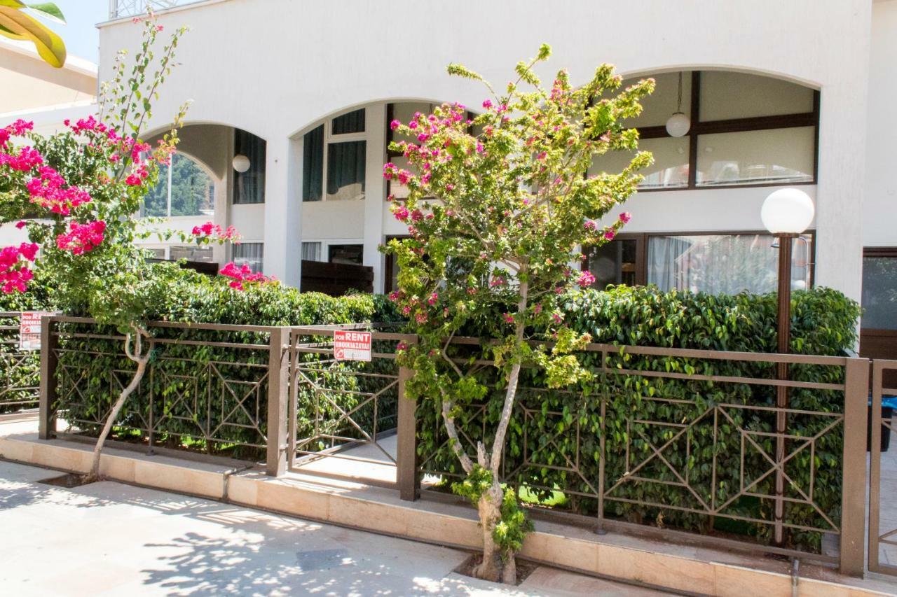 Galatex Beach Apartment Lemesós Eksteriør bilde