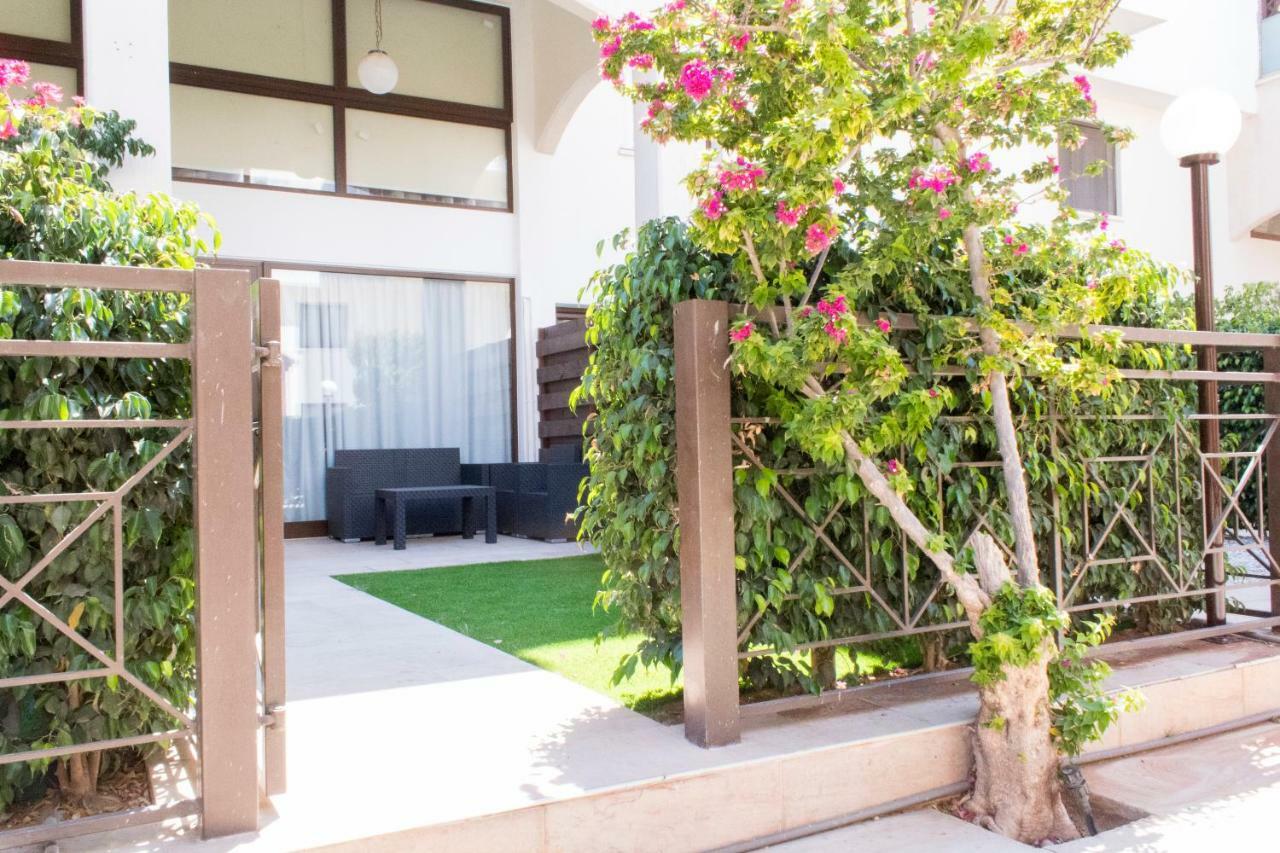 Galatex Beach Apartment Lemesós Eksteriør bilde