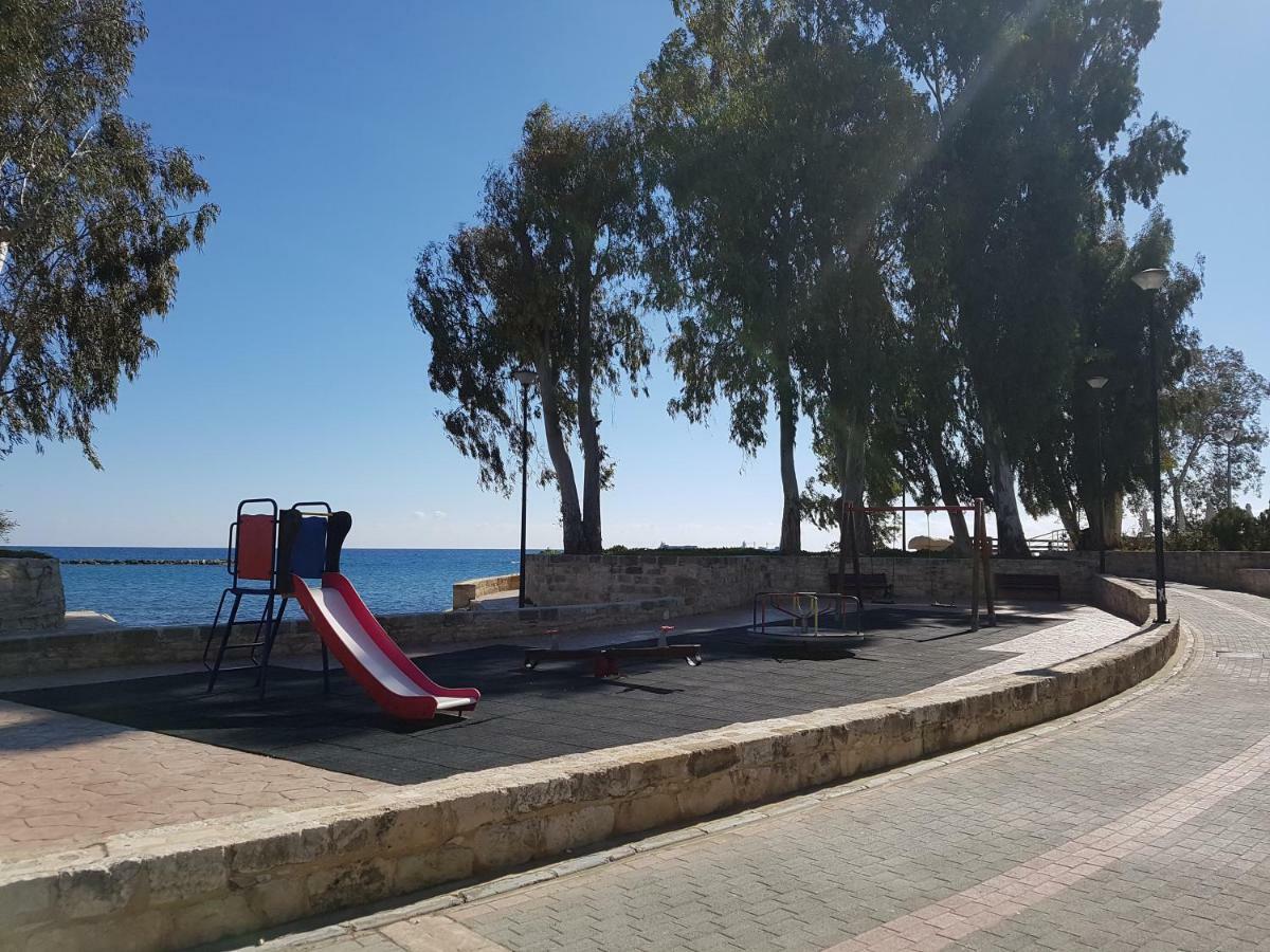 Galatex Beach Apartment Lemesós Eksteriør bilde