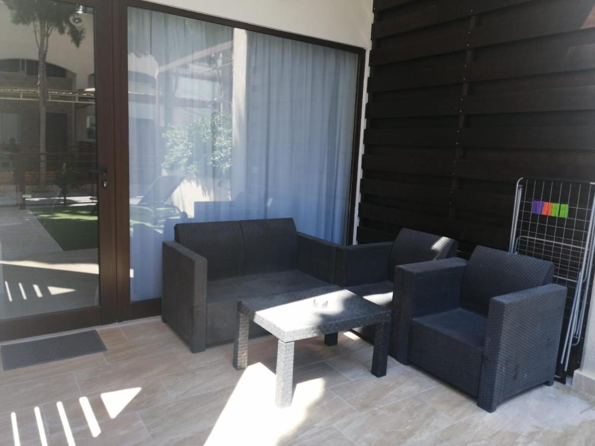 Galatex Beach Apartment Lemesós Eksteriør bilde